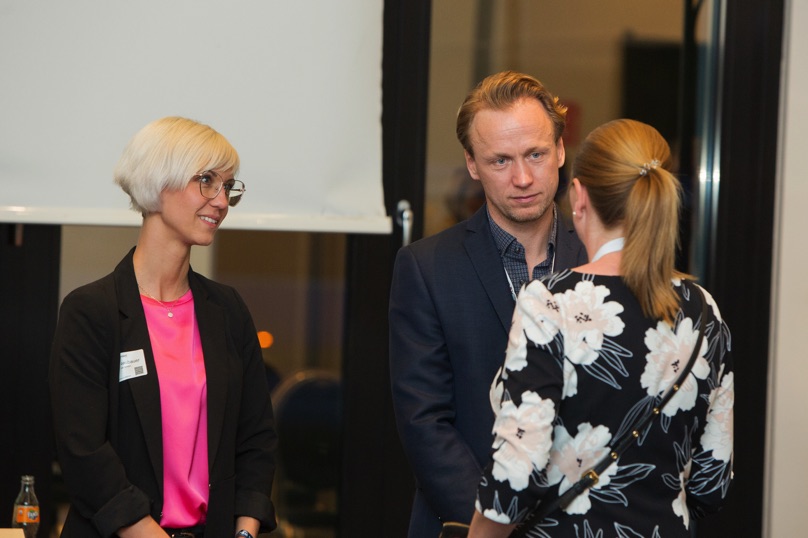 /images/slider-imgs-xs/132_Foto Loeffler_Weconact.jpg